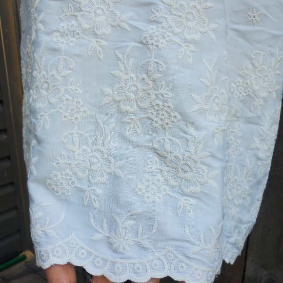 Peach Love Eyelet Embroidered Tunic Top Women's Size Medium EUC - Picture 7 of 9